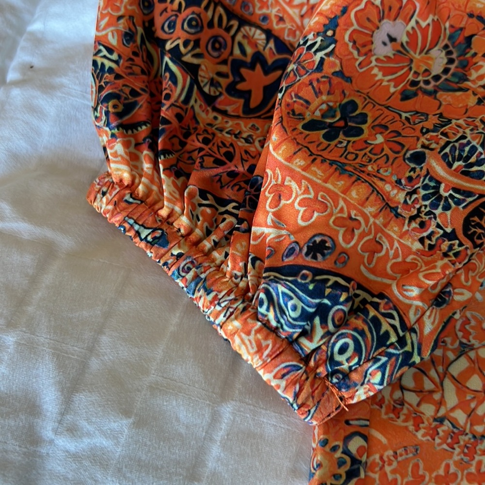 Orange blouse. - Picture 3 of 4